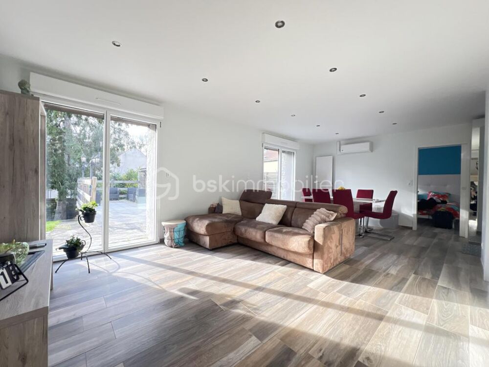 Vente Appartement Appartement 2 pièces de 106 m² avec jardin privatif de 341 m² Saclas