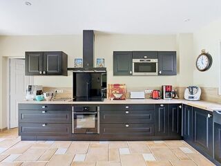  Maison � vendre 10 pi�ces 272 m�
