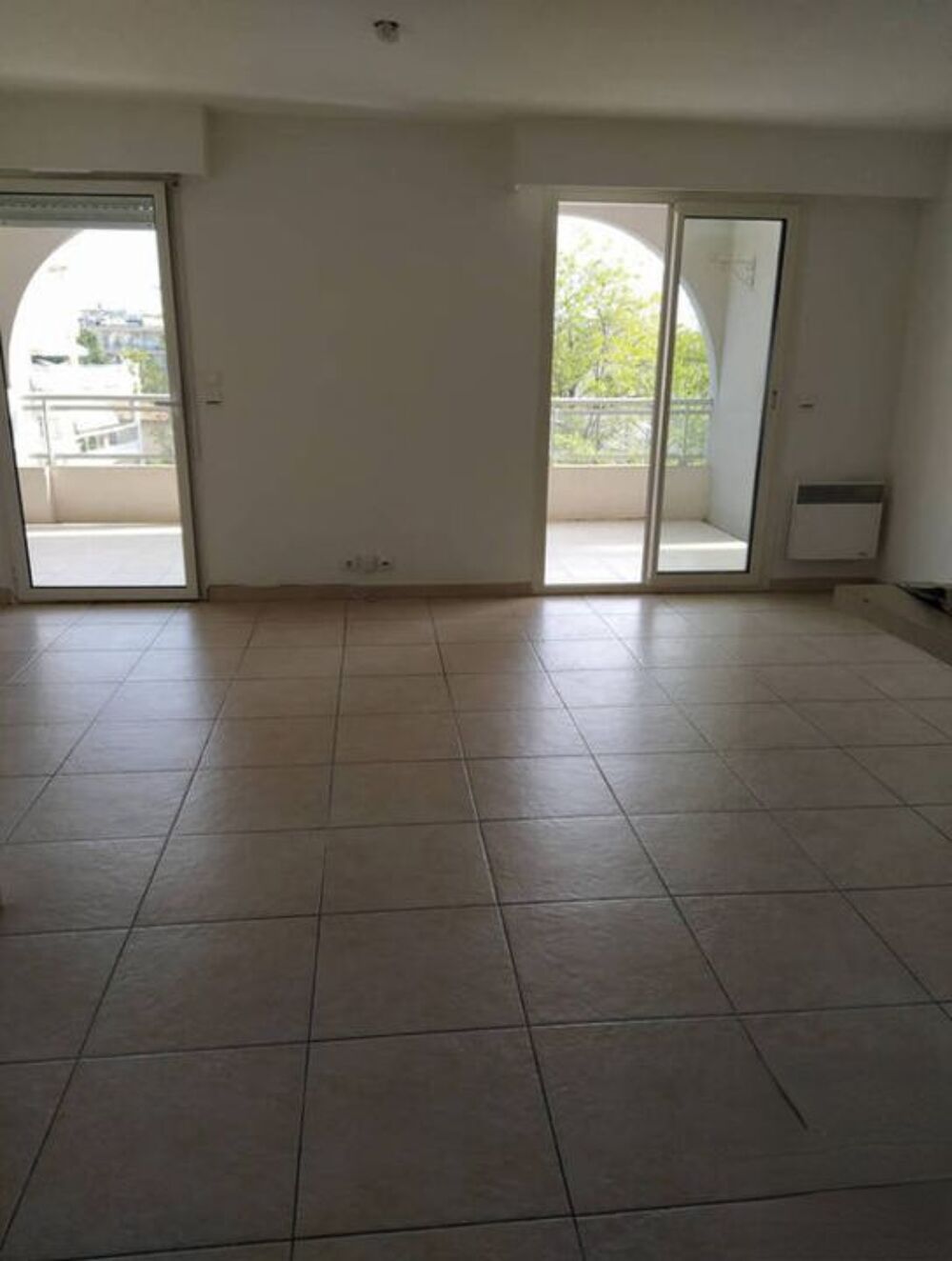 Location Appartement Appartement de 49m2 à louer sur Saint-Laurent-du-Var Saint laurent du var