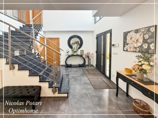  Maison à vendre 10 pièces 299 m²