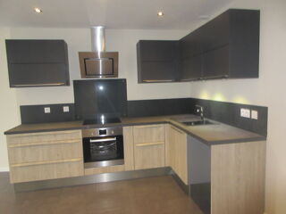  Appartement � louer 4 pi�ces 85 m�