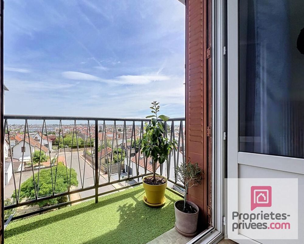 Appartement T4 traversant avec balcon