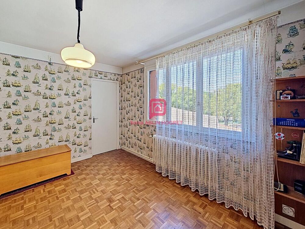 Vente Maison Maison  6 chambres 152m² +local attenant 90m² + atelier et  jardin Renaze