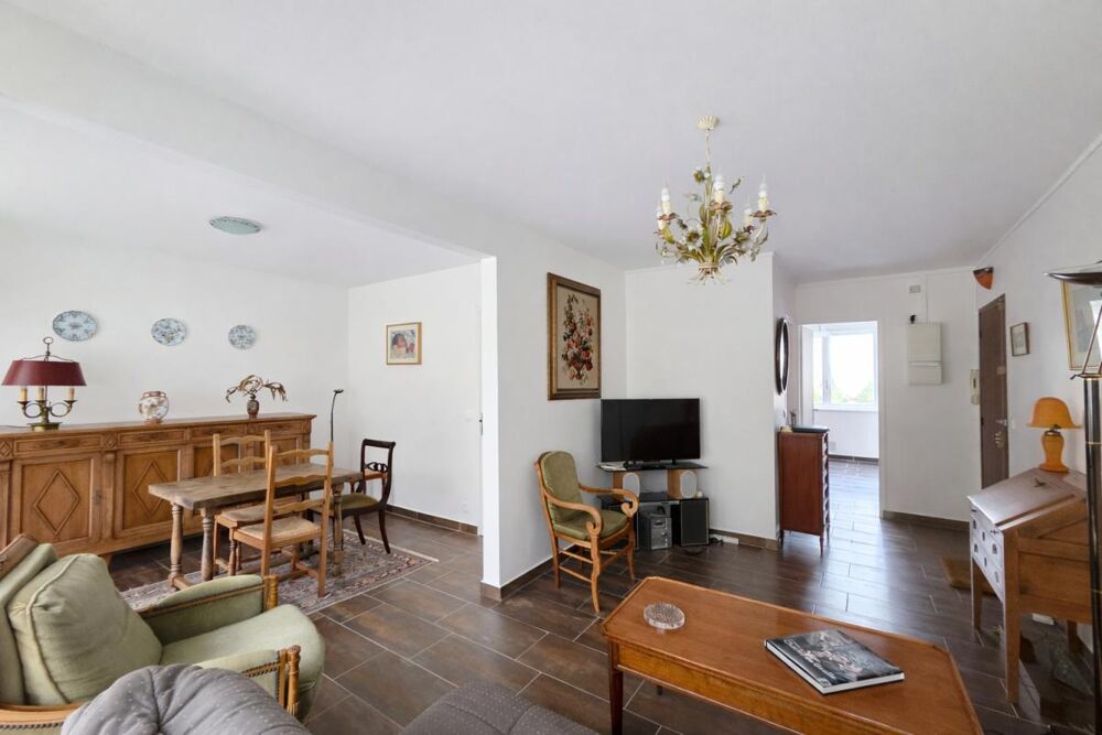Appartement Fontenay Le Fleury 3 pièce(s) 55 m2