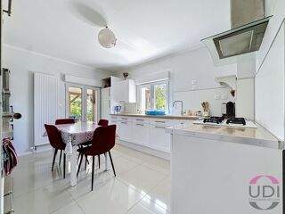  Maison � vendre 4 pi�ces 141 m�