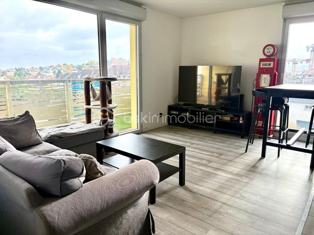 Appartement F4 avec balcon et 2 places de parkings en sous sol