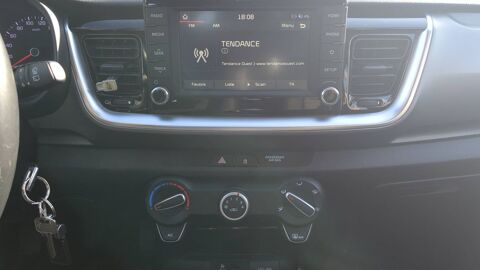 Stonic 1.0 T-GDi 120 Active - Entretien constructeur 2020 occasion 50100 Cherbourg En Cotentin