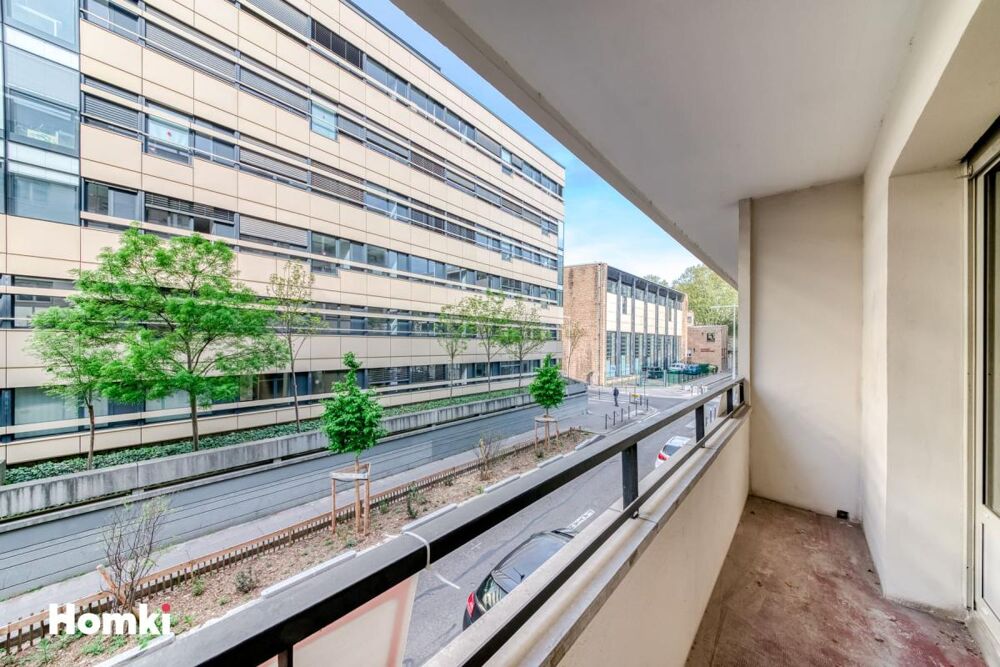Vente Appartement À VENDRE – SPACIEUX T4 DE 101 m² AVEC BALCON – LYON 3 Lyon 3