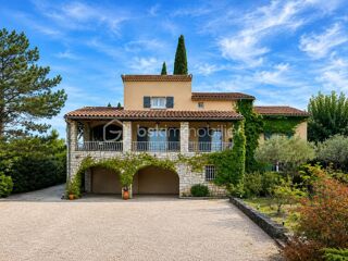  Maison à vendre 8 pièces 266 m²