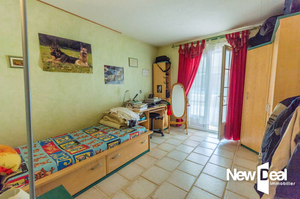 � vendre  Propri�t�/ch�teau Tourrettes (83440)