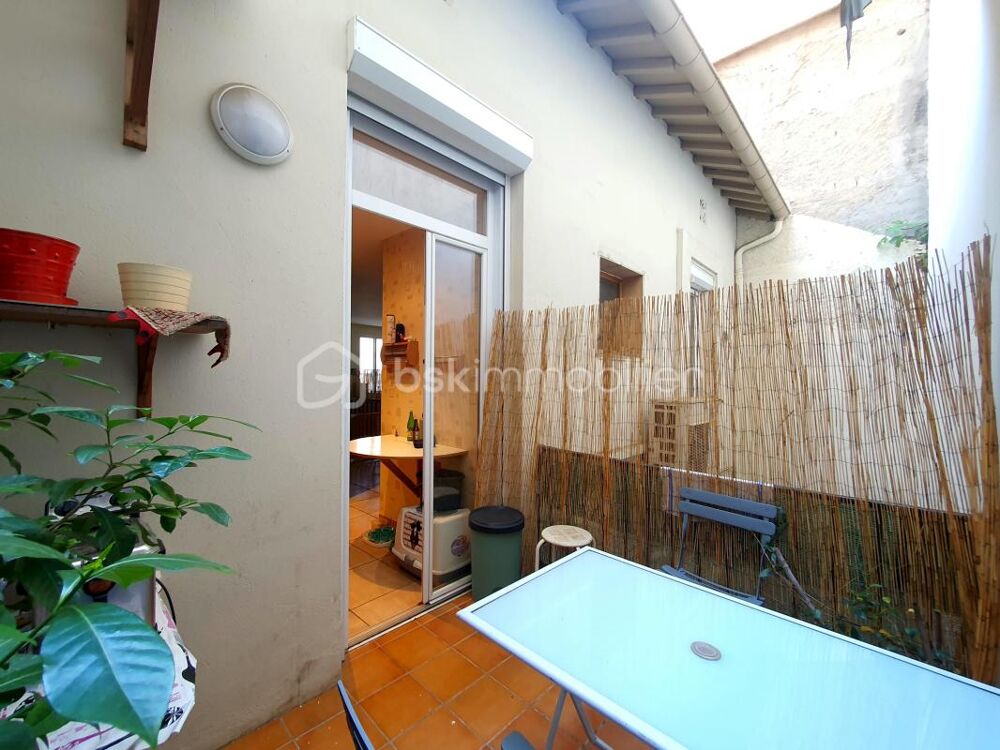 MAISON DE VILLE  3 CHAMBRES  PATIO  TERRASSE
