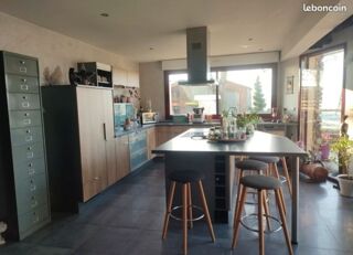  Maison à louer 5 pièces 150 m² Locqueltas