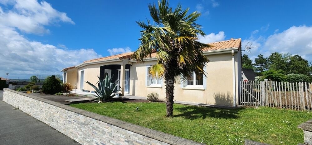 Maison 7 pièces 155 m² · à L Absie · 155 m² · 228 200 €