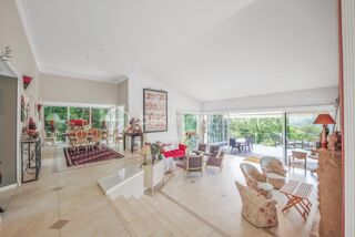  Maison  vendre 12 pices 518 m