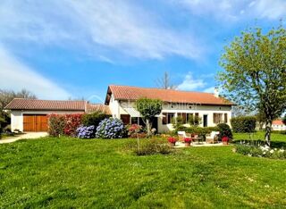  Propriété/château à vendre 6 pièces 157 m²