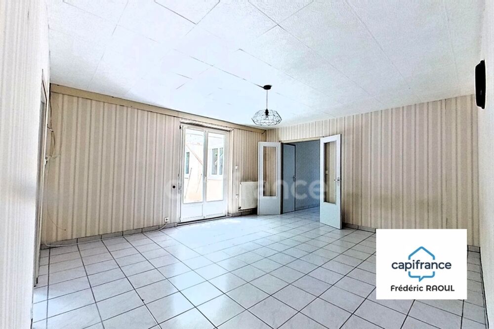 Maison de plain-pied, fonctionnelle, 5 chambres