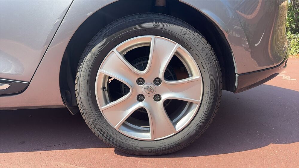 Clio 0.9 TCe 90 Intens 2014 occasion 31170 Tournefeuille