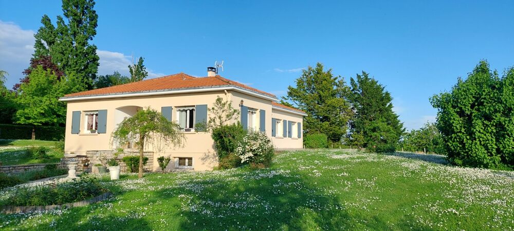 Maison à vendre 6 pièces et grande véranda à Fontenay le Comte (85)