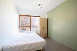  Appartement � vendre 5 pi�ces 77 m�