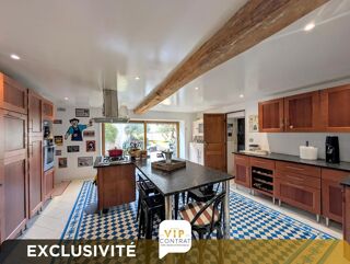  Maison à vendre 9 pièces 246 m²