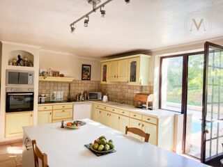  Maison � vendre 9 pi�ces 230 m�