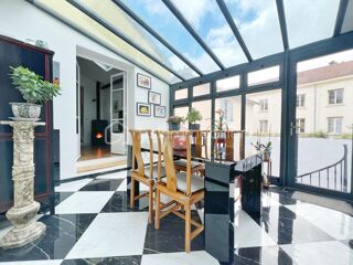  Maison � louer 8 pi�ces 191 m�