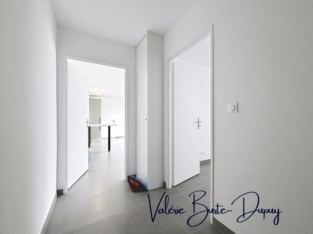 Appartement à vendre 3 pièces 64,80m2 2 chambres et garage SAINT PRYVE SAINT MESMIN (45)