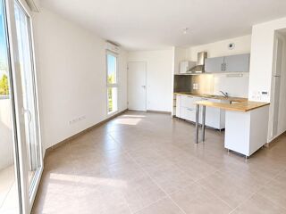  Appartement à louer 2 pièces 43 m²