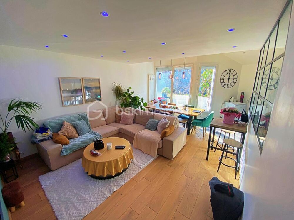 Vente Duplex/Triplex ? À saisir rapidement – Duplex F4 lumineux à Évry ! ? Evry