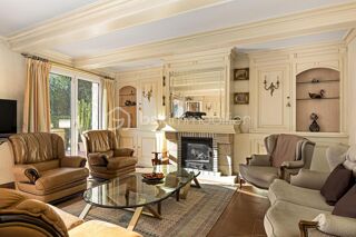  Villa à vendre 5 pièces 216 m²