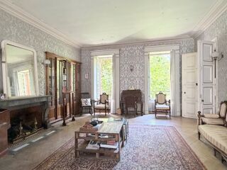  Maison à vendre 15 + pièces 471 m²