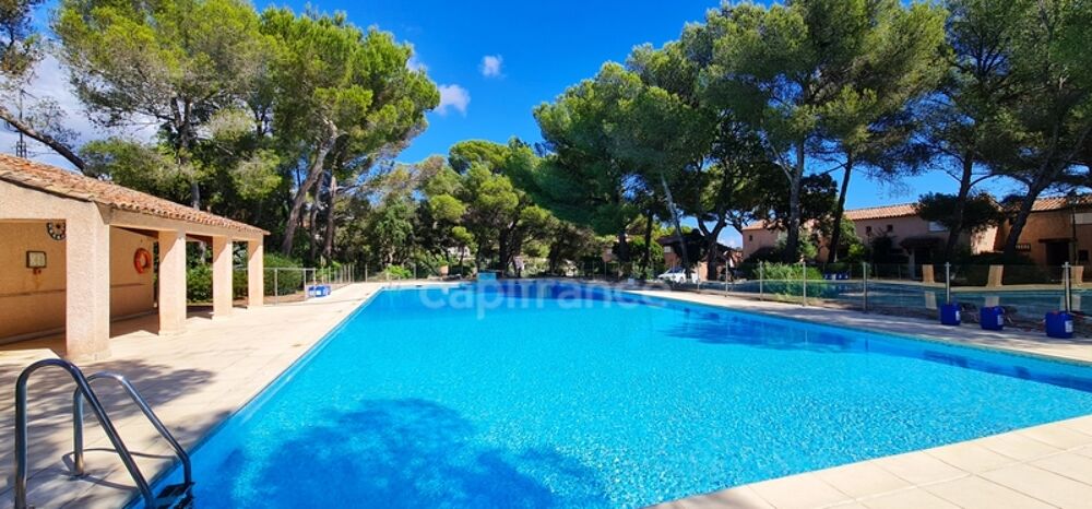 Vente Maison Maison à vendre 3 pièces SAINT RAPHAEL (83), vue mer, jardin, terrasse, parking !! Saint raphael