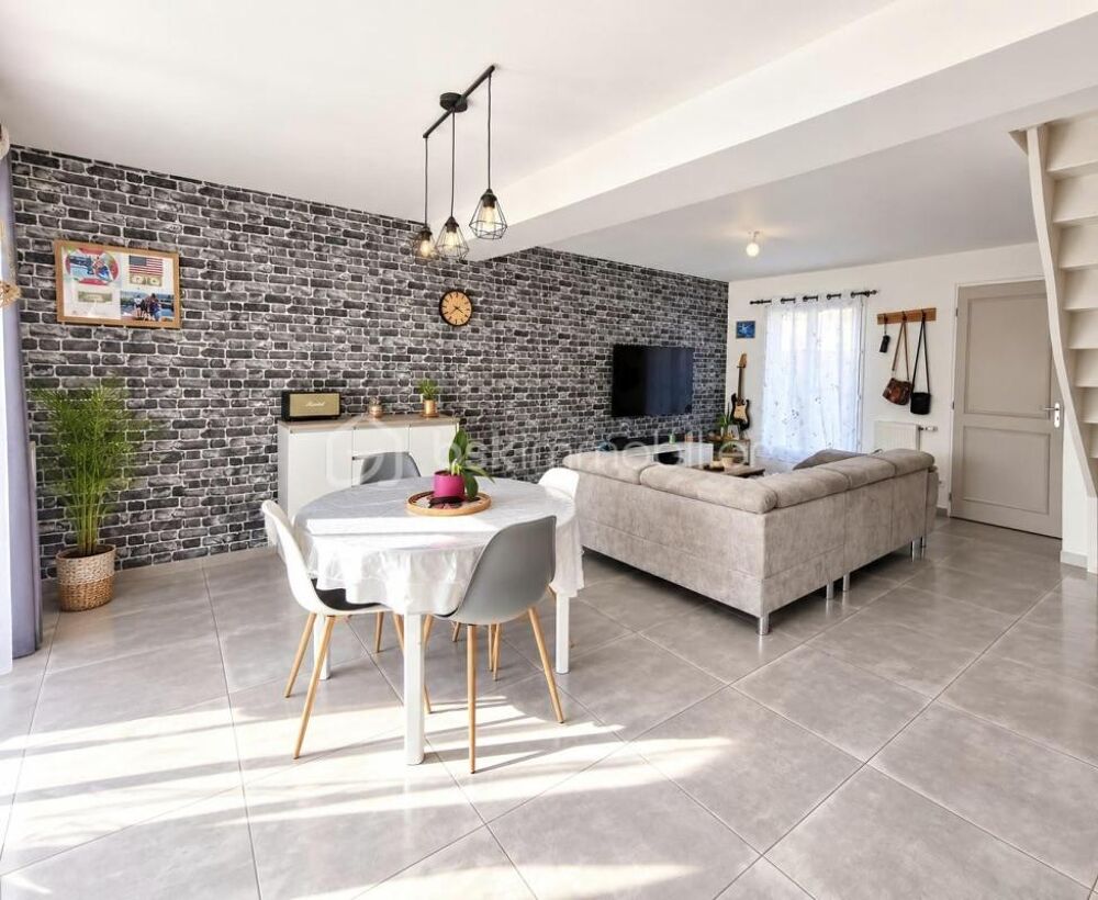 Vente Maison Maison 99 m² à vendre à Machault 77 - 5 pièces, 4 chambres, garage Machault
