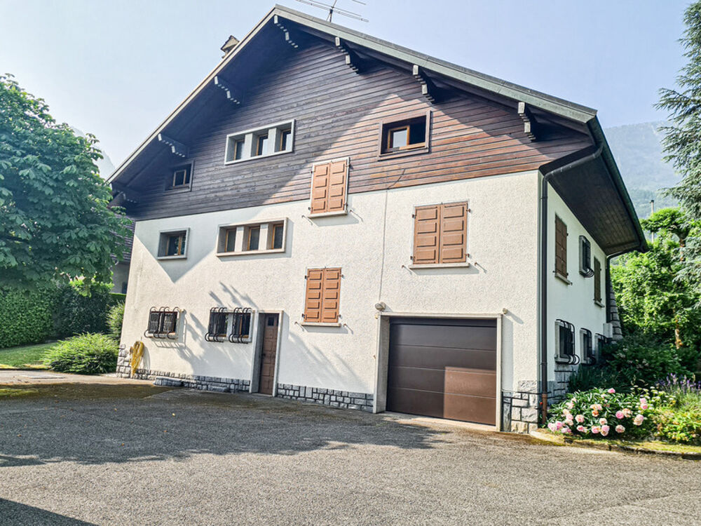 Maison 8 pièces 200 m² · à Marnaz · 200 m² · 389 000 €