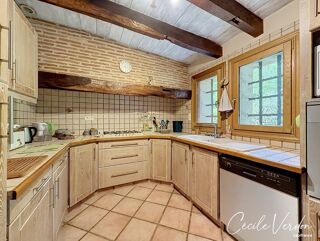  Maison à vendre 13 pièces 264 m²