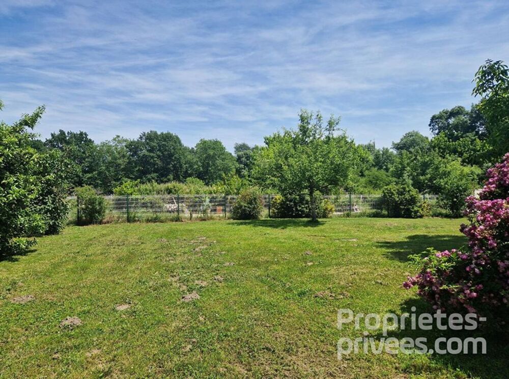 Vente Terrain Terrain quartier calme proche N10 Gauriaguet