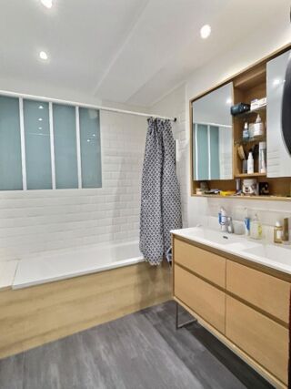  Appartement � vendre 5 pi�ces 97 m�