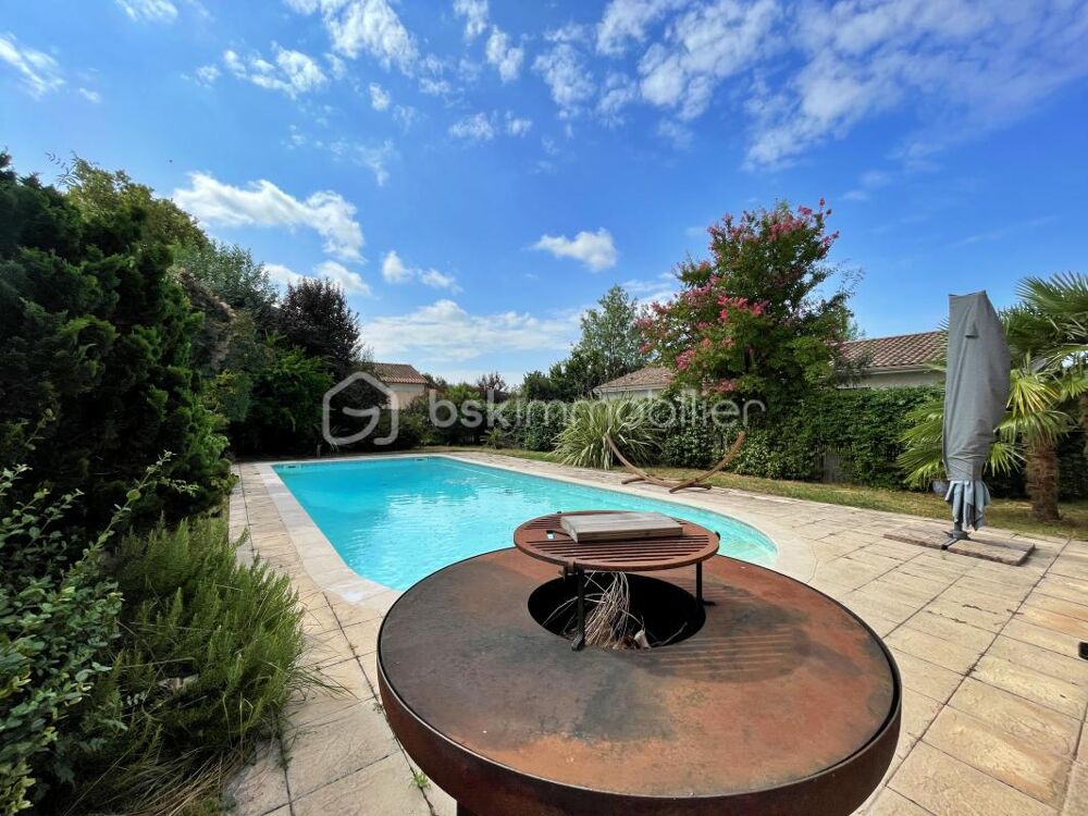 MAISON AVEC PISCINE CENTRE BOURG COUFOULEUX