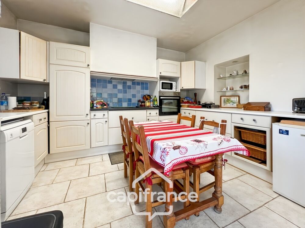  vendre  Maison Hyres (83400)