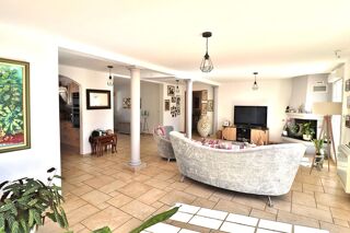  Villa à vendre 5 pièces 134 m²