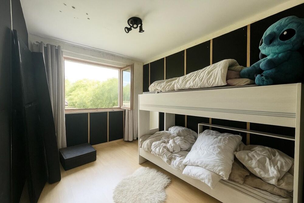 Vente Appartement Appartement  5 pièce(s) 98 m2 Fontenay le fleury