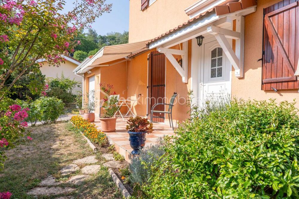 Maison 7 pièces 125 m² · à Renage · 125 m² · 310 000 €