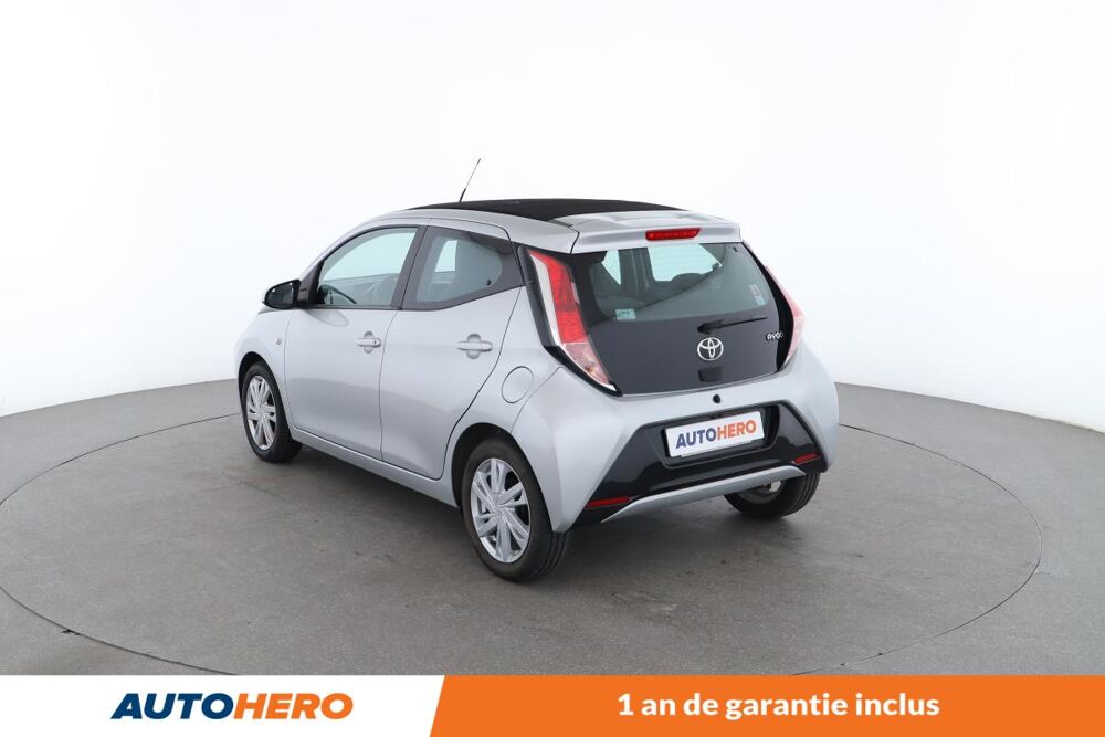 Aygo 1.0 VVT-i X-Play X-Shift 5P 69 ch 2016 occasion 92130 Issy-les-Moulineaux
