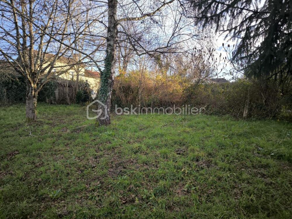 Vente Terrain Terrain constructible de 624 m² avec bâti à rénover ou à démolir – La Chapelle Blanche, commune de Saint-Victurnien Saint victurnien