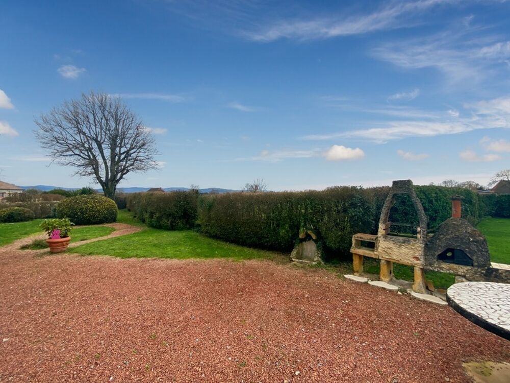 Vente Maison Maison à vendre 5 pièces LIGNY EN BRIONNAIS (71) - 119 m² - 3 chambres - terrain 1075 m² Ligny en brionnais