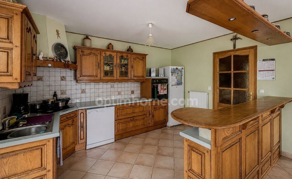 Vente Maison Magnifique maison familiale de 143 m² sur 3797 m² de terrain avec un espace boisé Humieres