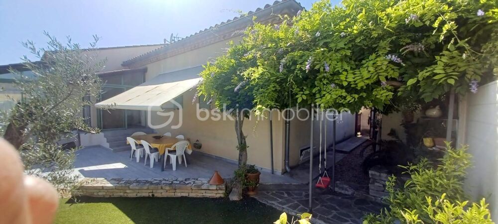 VILLA TRADITIONNELLE + STUDIO A VENDRE
