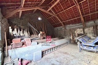  Remise / Grange � vendre 2 pi�ces 200 m�