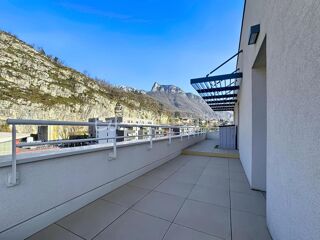  Appartement � vendre 4 pi�ces 81 m�