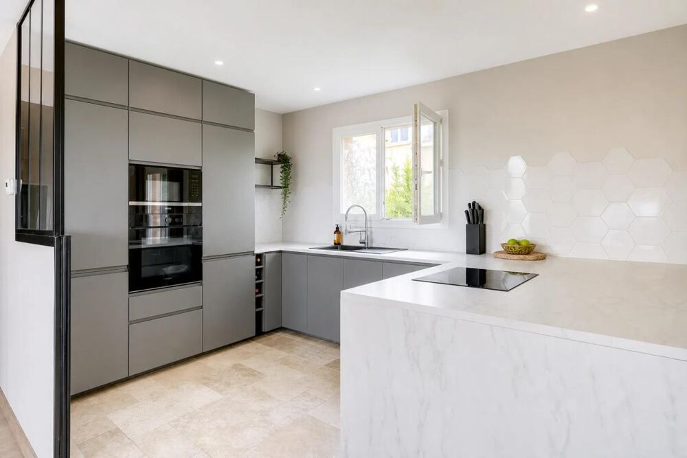 Vente Maison Maison familiale de 130 m² avec piscine et jardin - DPE en 
